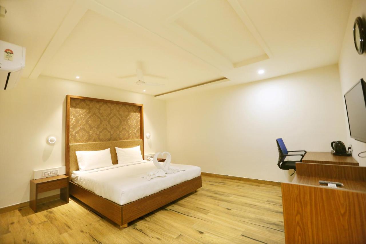 Hotel Shubham Palace Hyderabad Eksteriør billede